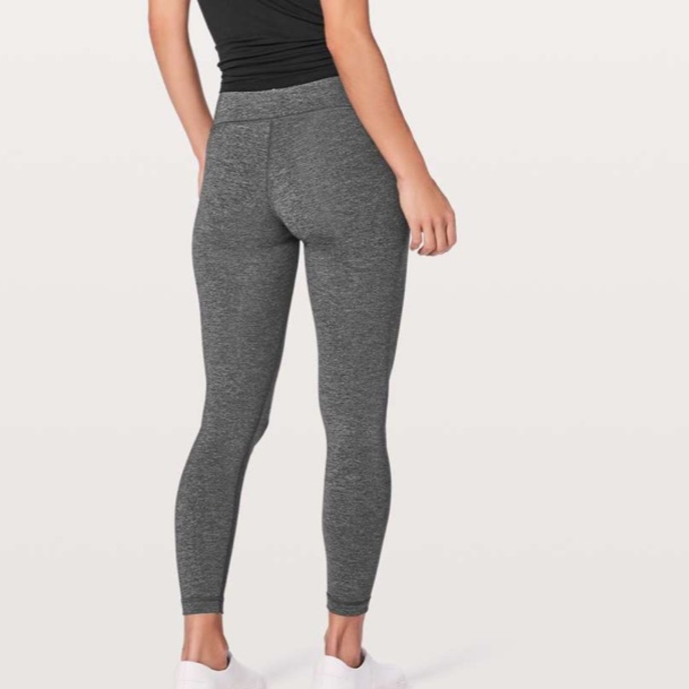 Lululemon Gray Heathered Black High Waisted Wunder Under Size 6